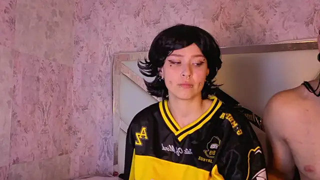 benny_and_mark - Benny_and_Mark's free webcam - UK Sex Cams