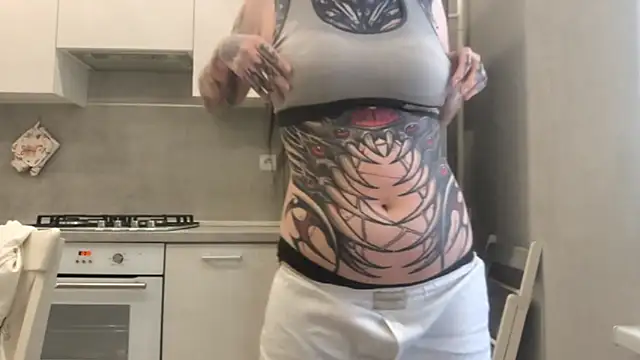 HighelikeGirl webcam