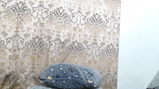 alejandra_c19c webcam