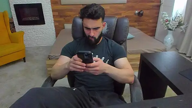 MicahLane live sex cam