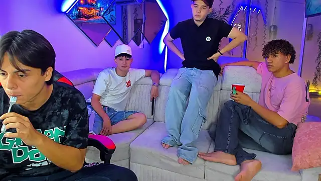 Houseofwarrios webcam