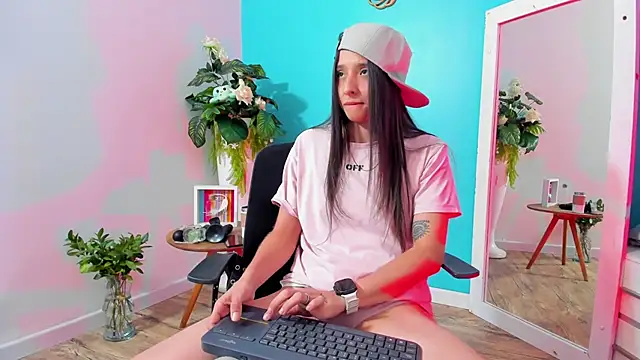 ViictoriiaSaenz webcam