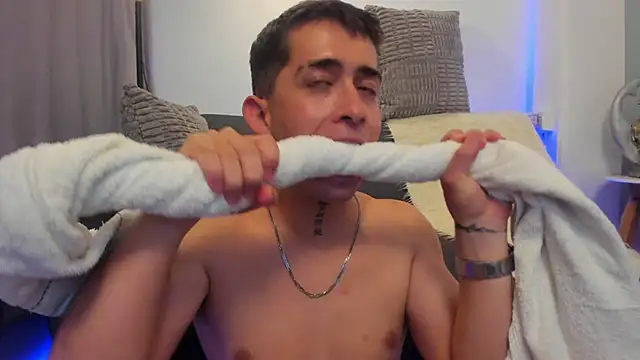 Tommas_Jhonson webcam