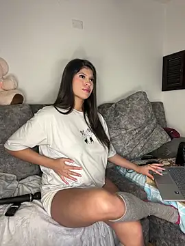 alessandrabloom webcam