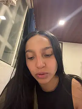 Webcam Model (Eve_Ritz)  is live.Free join now!