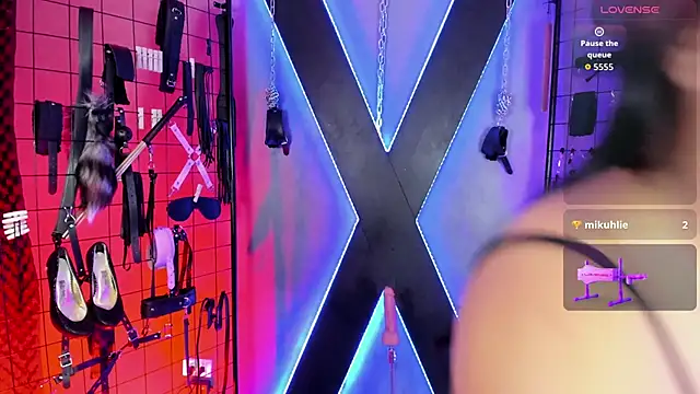 MissScarlet_Ela_bdsm webcam