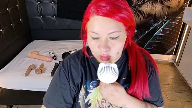 Bruja__Scarlata webcam