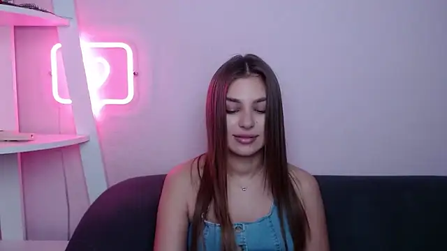 MilanaAngelAs webcam