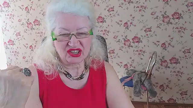 Maya_Mayflower webcam