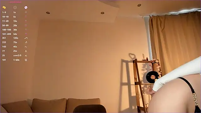 LachelleFrommer webcam