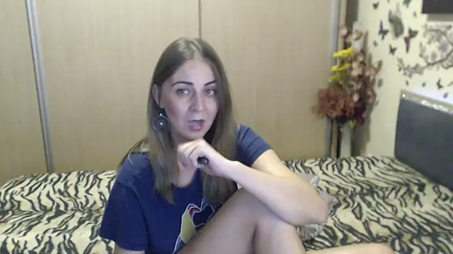 MirabelaSweet webcam