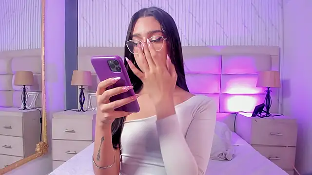 VictoriaMonroee_ webcam