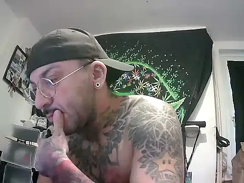 X_MagicMello_X webcam