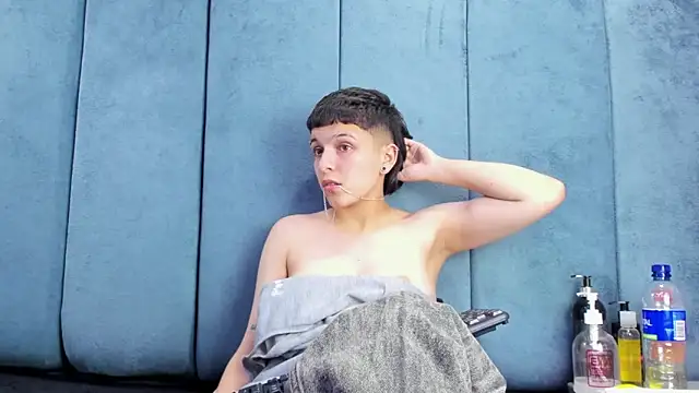 Megan_Thompson_ webcam