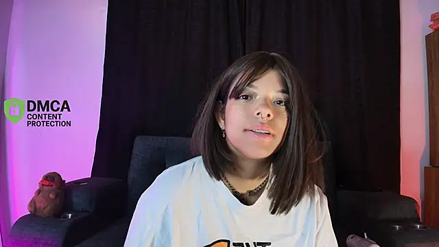 yungelitamor_ webcam