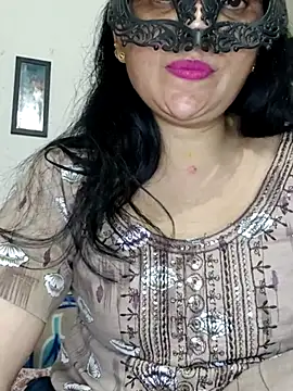 BhabhiPooja69 webcam