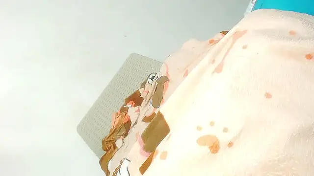 VioletGil_Party_ webcam