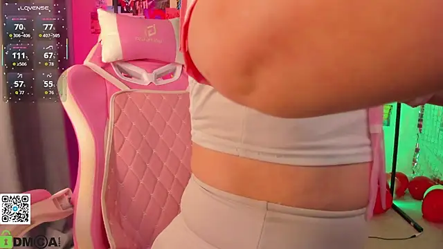 Sara_Robinson webcam