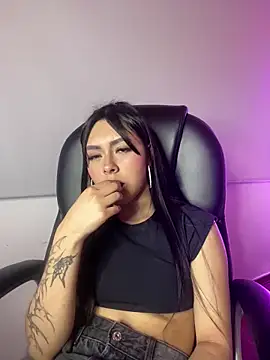 scarlett_pinkk1 webcam