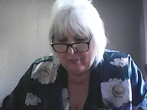 alexia64231 - Alexia64231's free webcam - UK Sex Cams