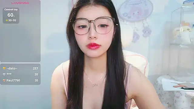 美女-XiaoYu-777在线直播