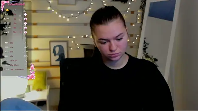 Josephine_Kiss webcam