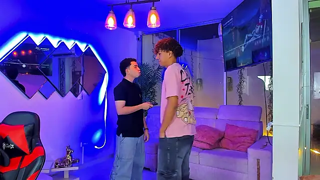 Houseofwarrios webcam