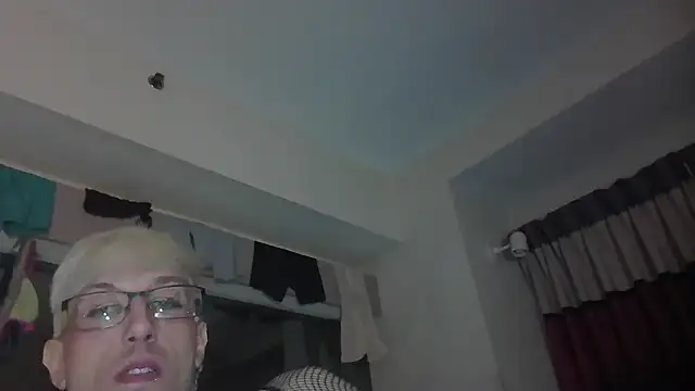 AskAveryAnything webcam