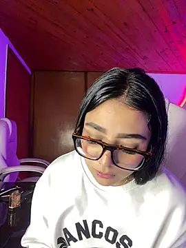 Violetta_pinkk1 webcam