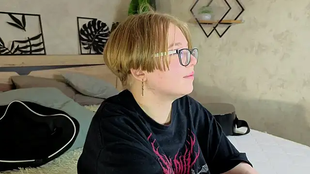 Lauraaa_Smith webcam