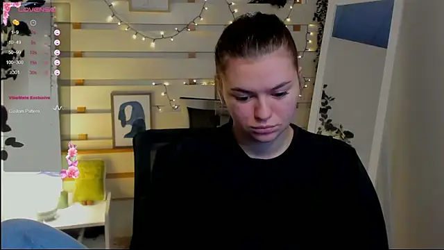 Josephine_Kiss webcam