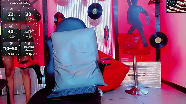 Cristal_and_noha webcam