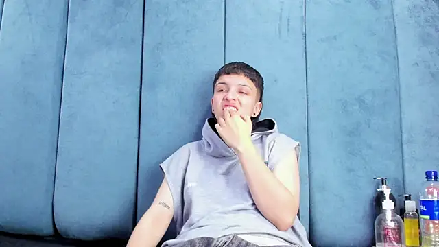 Megan_Thompson_ webcam