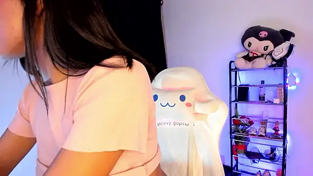 meganthompsonn22 webcam