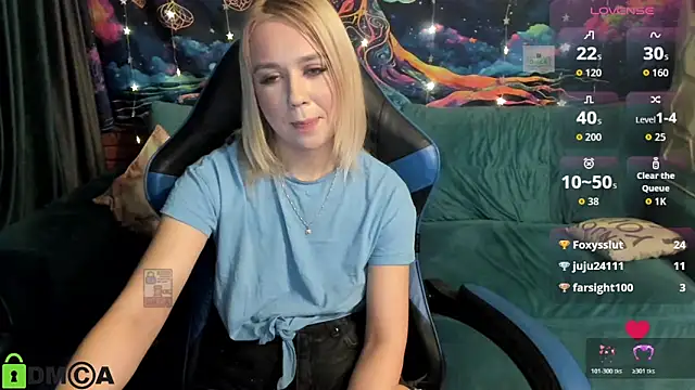 CrystalGirl99 webcam