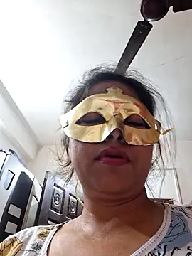 Webcam Model (SIMIHOT)  is live.Free join now!