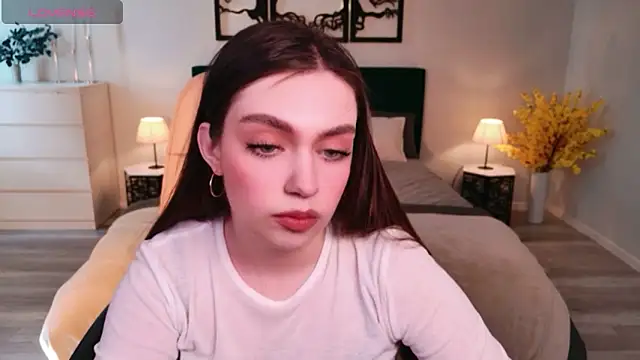 DaniellaLovely webcam