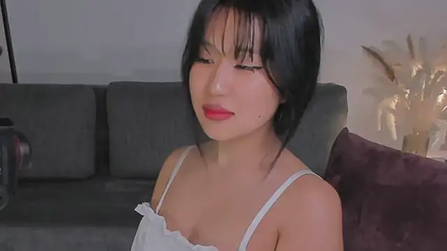 Erika_Kim live sex cam