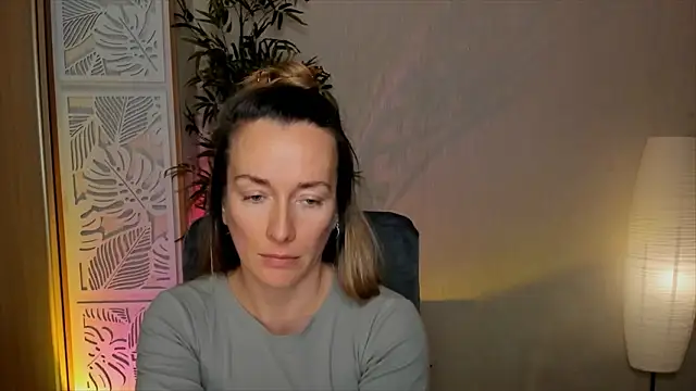 RebeccaMartinez webcam