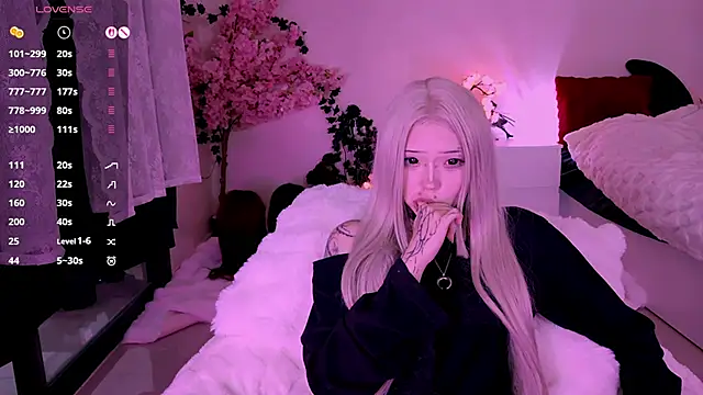 lein_bone (F teen) - take off panties