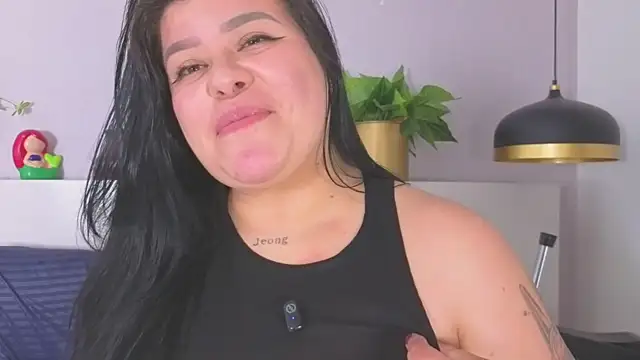 Scarlett_grey1 webcam