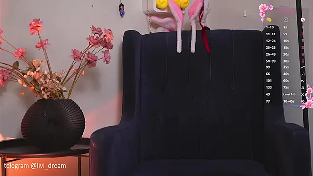 VernitaFiscalini webcam