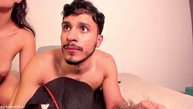 alphaandmuse webcam