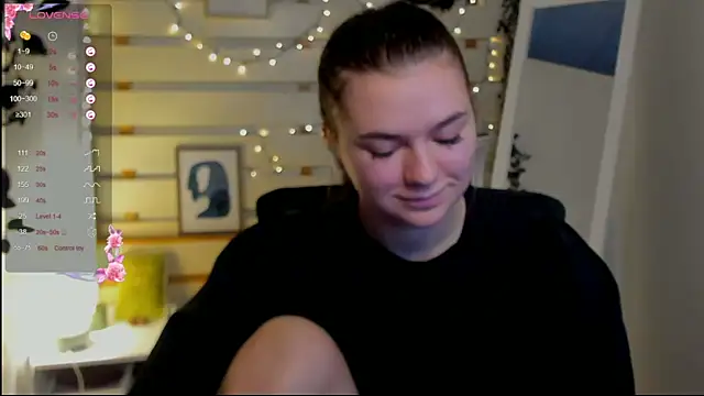 Josephine_Kiss webcam