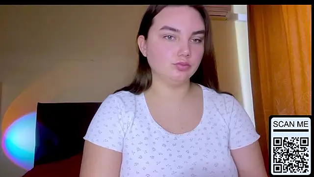 Dreamyblushfairy webcam