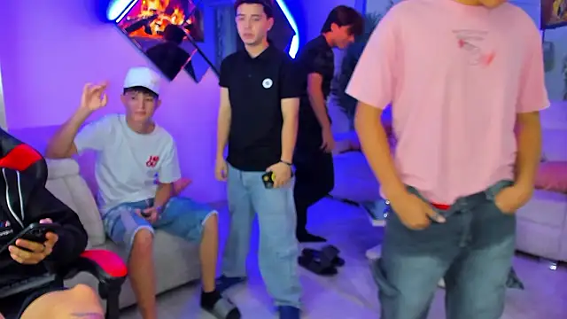 houseofwarrios - Houseofwarrios's free webcam - UK Sex Cams