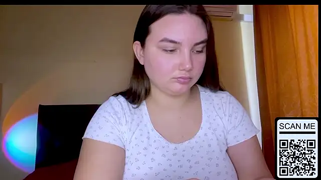 Dreamyblushfairy webcam