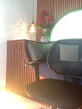 Donovan_Desmond webcam