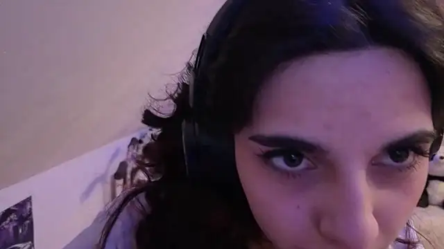 Blissmissataeses webcam