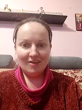 BustyLadyAlma webcam